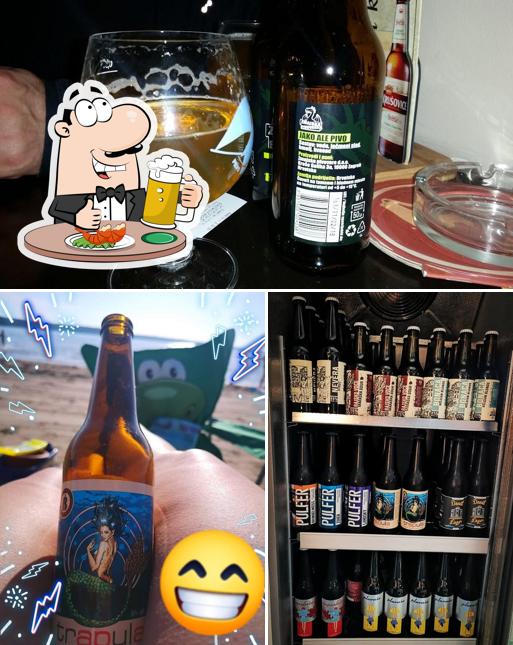 Puoi goderti un rinfrescante bicchiere di birra chiara o scura