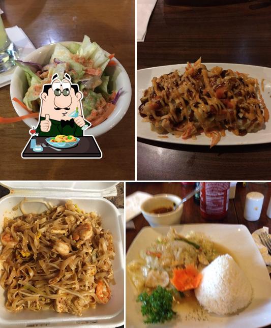 Charm Thai Kitchen & Sushi Bar in Mobile Restaurant menu and reviews