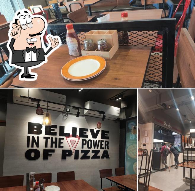 Pizza Hut Bollarum Road Kompally, Hyderabad