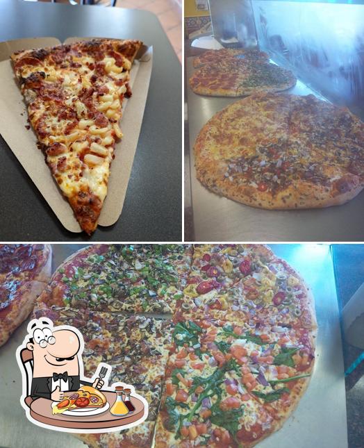 Commandez des pizzas à Gino's Pizza