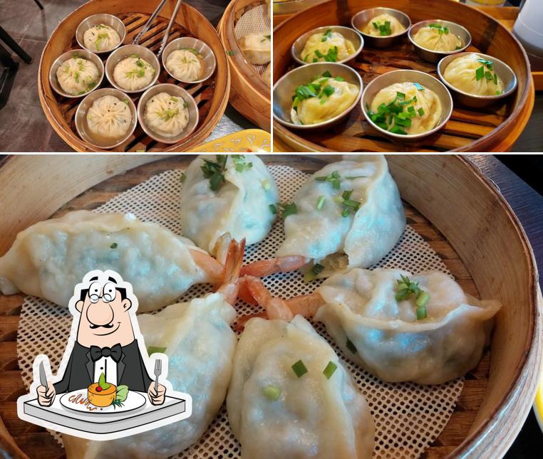 Meals at Gubok Mandu