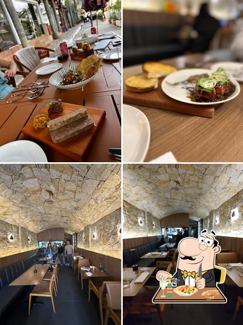 Entre diferentes coisas, comida e interior podem ser encontrados no Rocca Restaurante