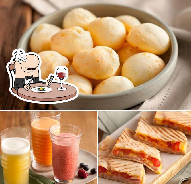 A ilustração da comida e bebida no Casa do Pão de Queijo