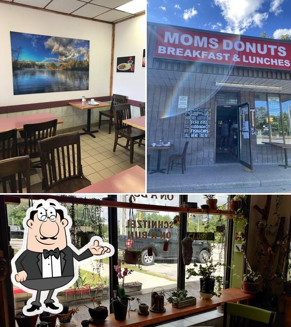 L'intérieur de Mom's Donuts