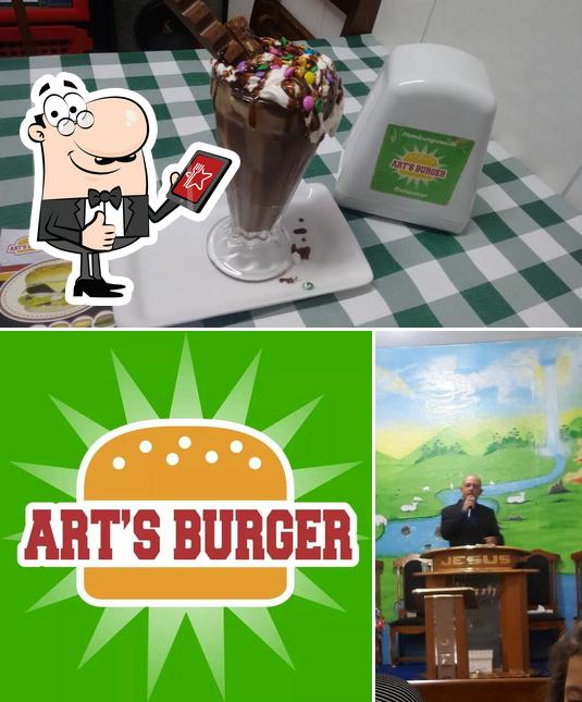 See this picture of Art's Burger