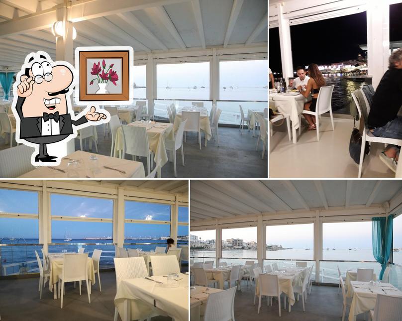 L'intérieur de WHITE Restaurant, Ristorante con terrazza sul mare