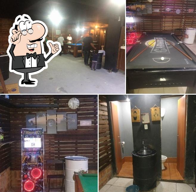 Veja imagens do interior do Garagem Bar