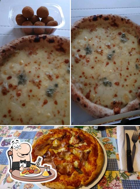 Ordina una pizza a Pizzeria Ars Et Labor - Via Modena