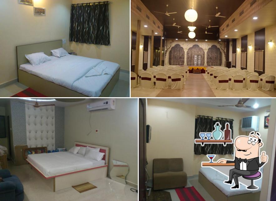HOTEL VAIDYA REGENCY & MANUHAR RESTAURANT