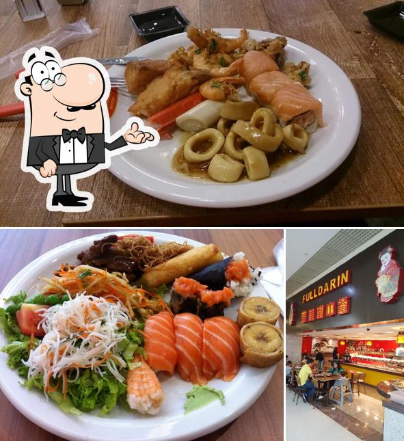 A foto do Fulldarin’s interior e comida