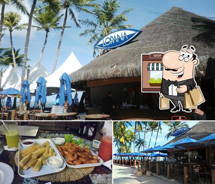 O Lopana Bar de Praia e Restaurante se destaca pelo exterior e comida