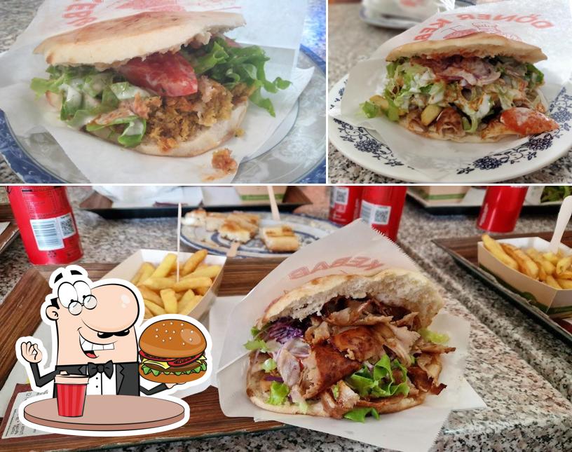 Prova un hamburger a BUONO KEBAB E PIZZA
