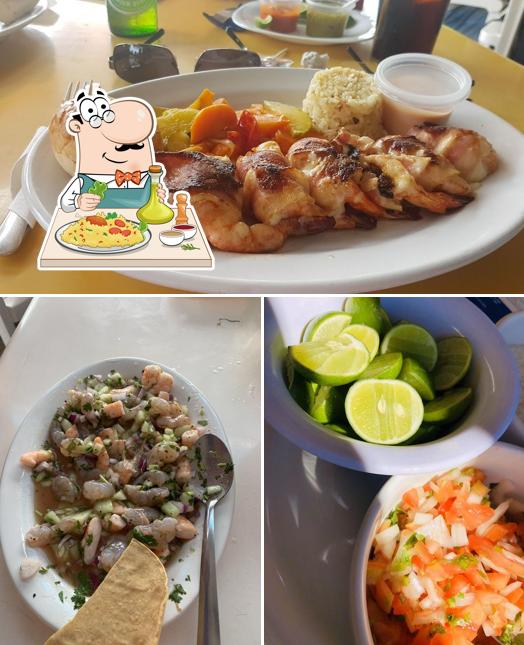 Еда в "La Puntilla Seafood Restaurant"