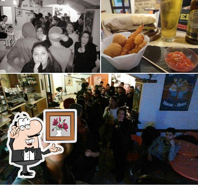 Tra le diverse cose da Bar Sa Pedrera si possono trovare la interni e birra