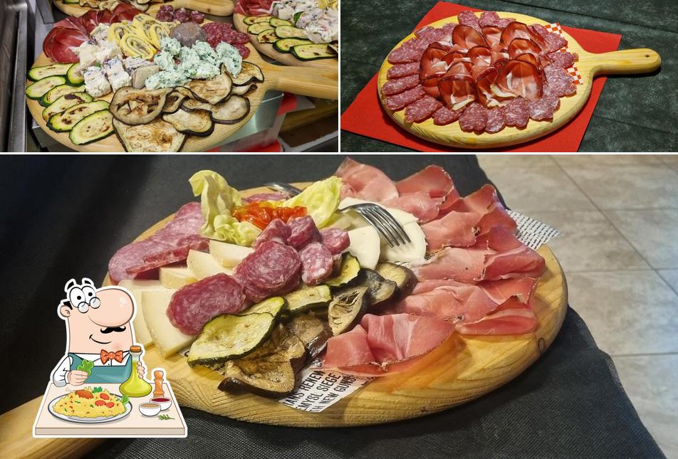 Platti al Fifty Pizza & Diner