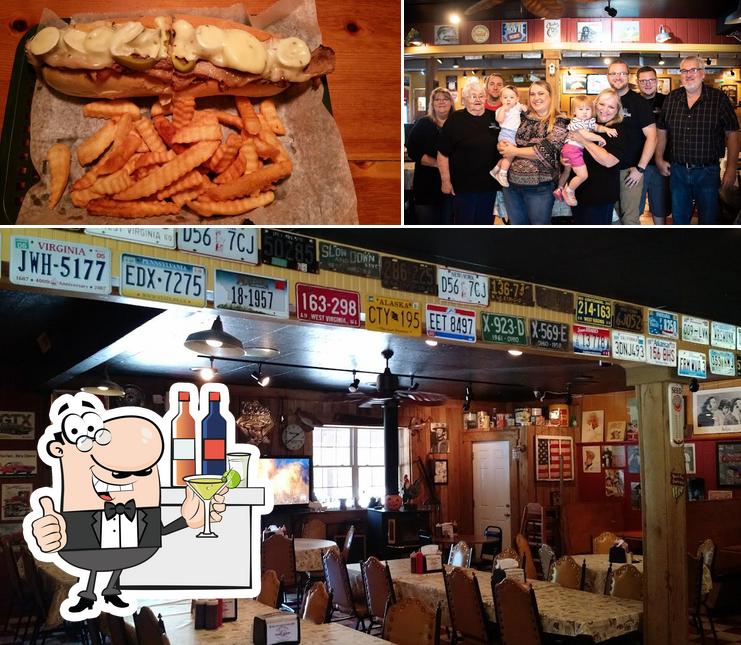 Hickory House in Weston Restaurant menu and reviews