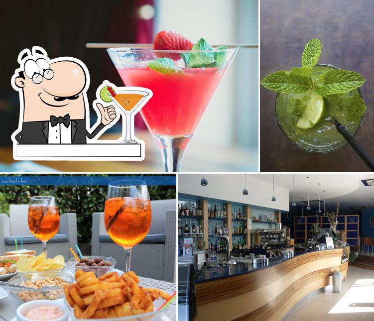 Cocktail's Bar