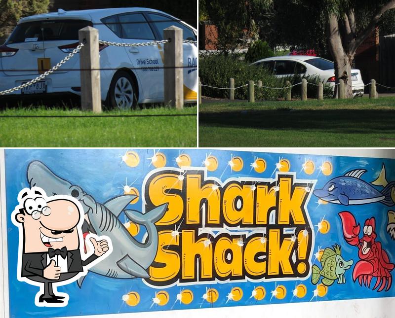 Mire esta imagen de Shark Shack Fish & Chips