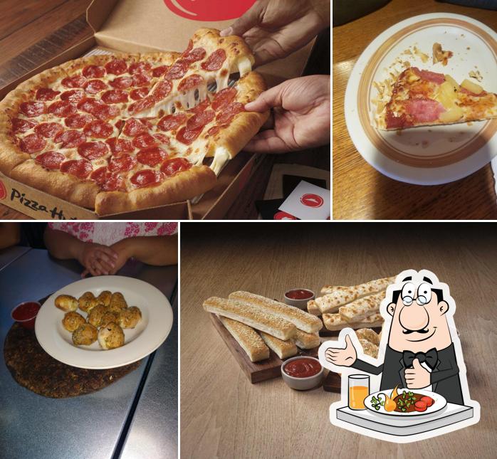 Pizza Hut, 5041 Abbe Rd N in Elyria Restaurant menu and reviews