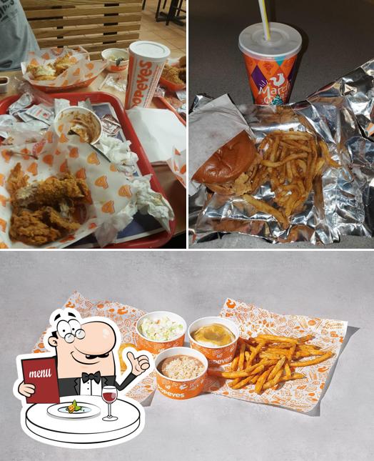 Food at Popeyes Louisiana Kitchen