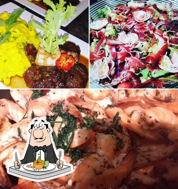Comida em Antônio's restaurant