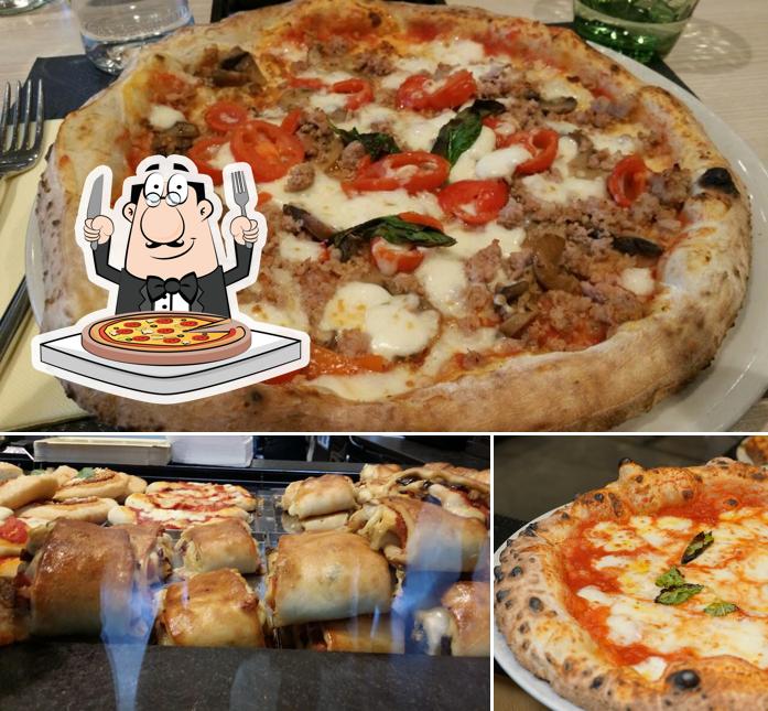 Pick pizza at Don Peppe pizza e cucina co’ core