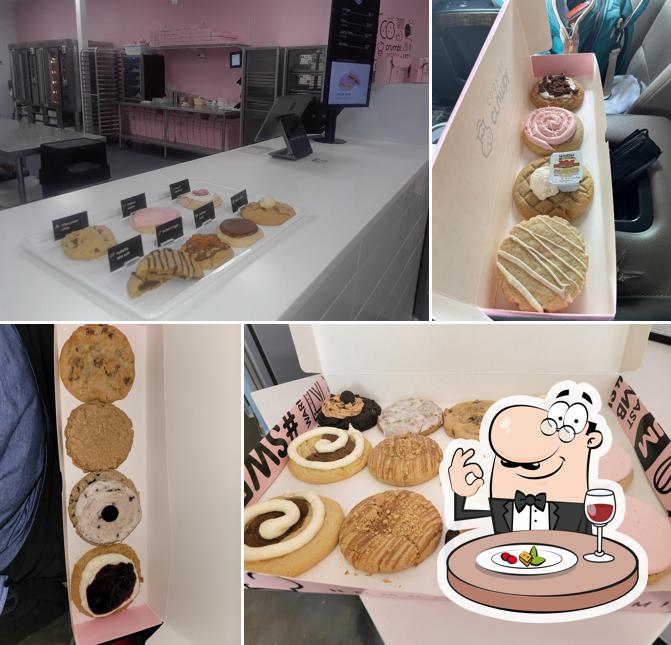 Crumbl Cookies San Antonio in San Antonio Restaurant menu and reviews