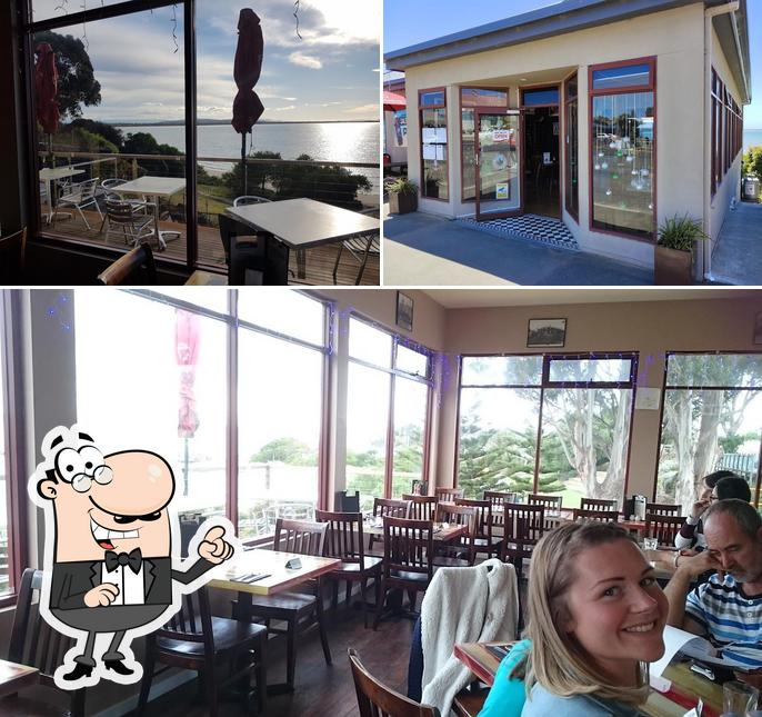 Saltshaker Restaurant. in Swansea Restaurant menu and reviews