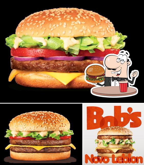 Os hambúrgueres do Bob's Burger - Shopping Novo Leblon irão satisfazer uma variedade de gostos