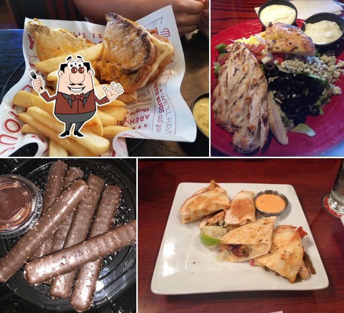 Red Robin Gourmet Burgers and Brews