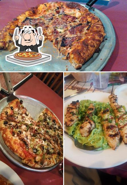 Попробуйте пиццу в "Lorenzo's Italian Restaurant"