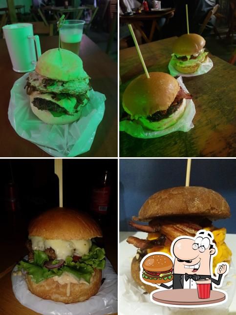 The Old School House - Arcade Beer Burguer