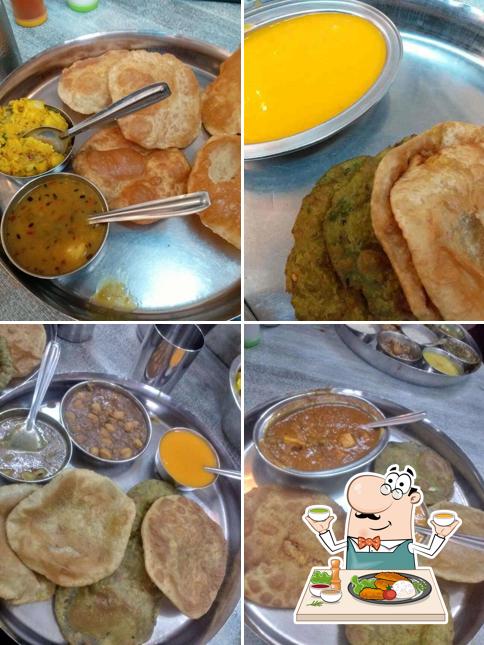 Food at Pancham Puriwala