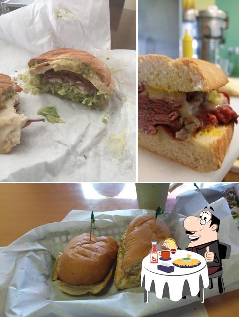 Banana Boy All Natural Juice Bar & Deli, 26760 Jefferson Ave 105 in