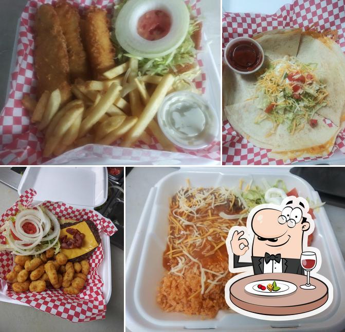 Che Che's Lunchera in Kenyon Restaurant menu and reviews