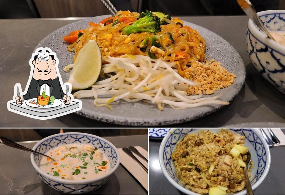 Pineapple Thai in Cupertino Restaurant menu and reviews