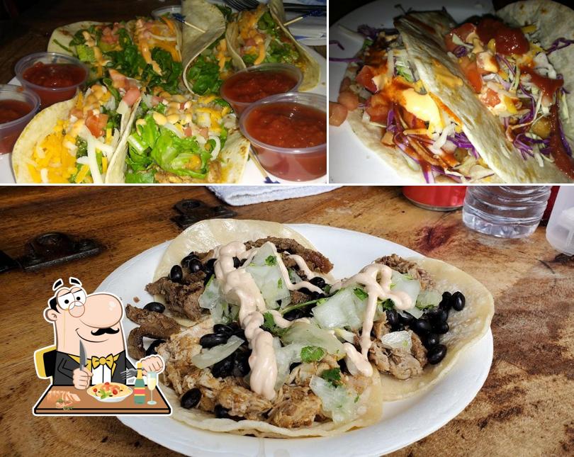 Oceans Sports Bar & Grill in KailuaKona Restaurant menu and reviews