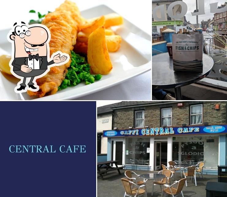 Central Cafe in Newcastle Emlyn Restaurant reviews