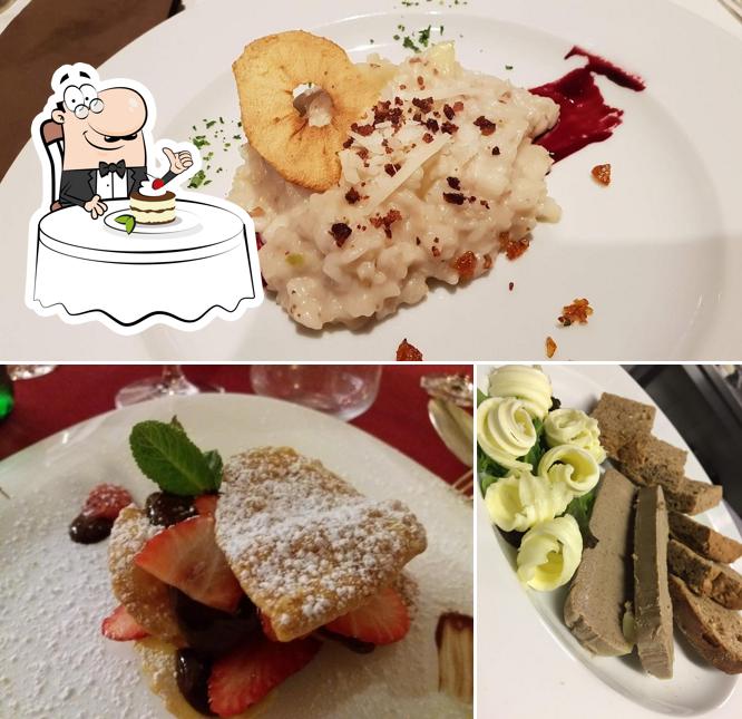 Ristorante Villa Sant'Espedito Albergo Relais serve un'ampia gamma di dolci