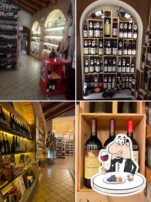 Il est fort sympathique de profiter d'un verre de vin à Enoteca La Vite Turchese - Wine tasting - Wine shop