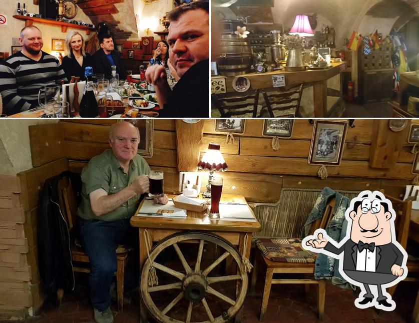Découvrez l'intérieur de Gubernators