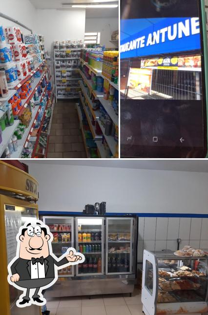 O interior do Minimercado Família, Padaria e Açougue
