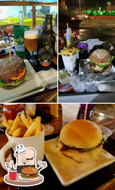 Peça um hambúrguer no Bunker Burger & Beer