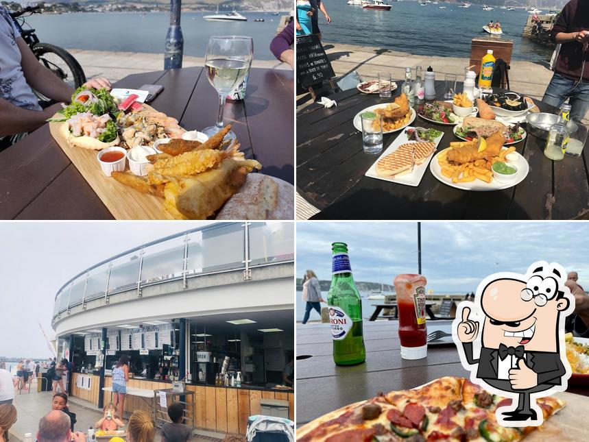 Gee Whites Seafood Restaurant in Swanage Restaurant menu and reviews