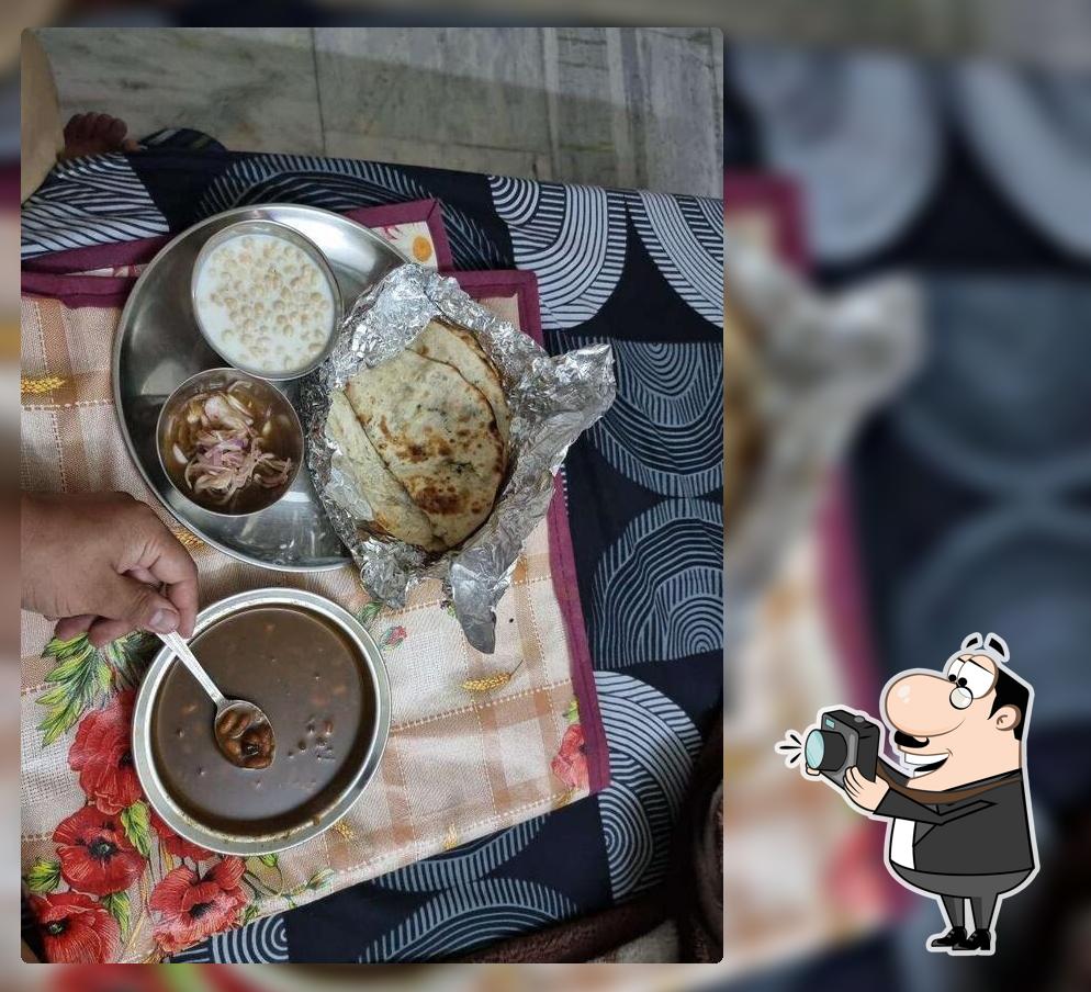 Ratan Rajma Naan Wala