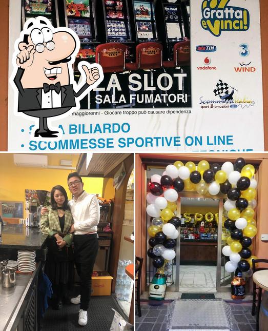 Gli interni di Bar Sport sala biliardi di lu chenglong