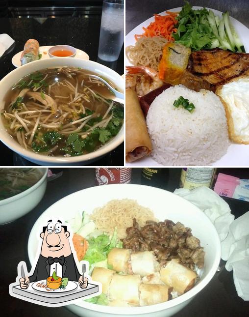 Pho Four Seasons, 4374 Dowlen Rd in Beaumont - Restaurant reviews