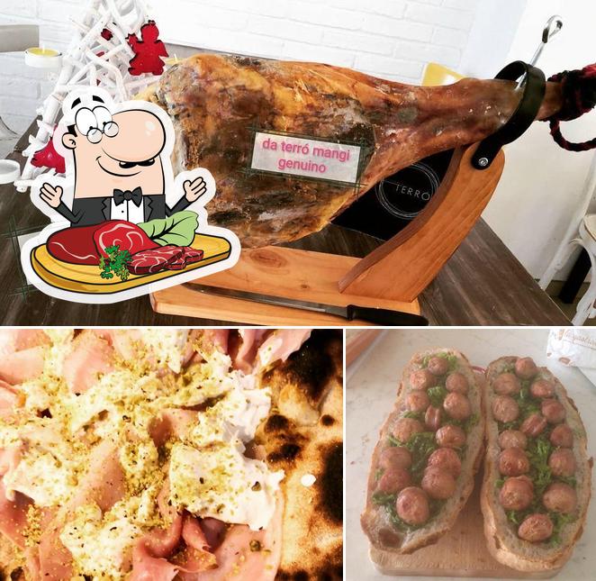 Ordina i un pasto a base di carne a Pizzeria Terrò