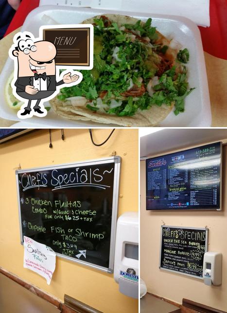 Las imágenes de pizarra y comida en Sarita's Taco Shop