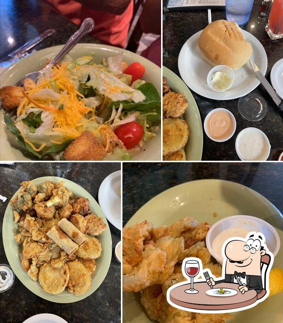 The Lake House in Hemphill Restaurant reviews